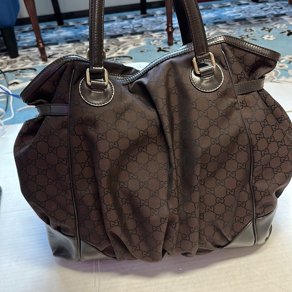 Vintage Gucci large bag - Picture 6 of 15